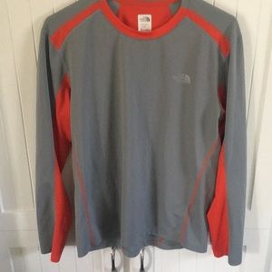 Men’s North face dry weave shirt